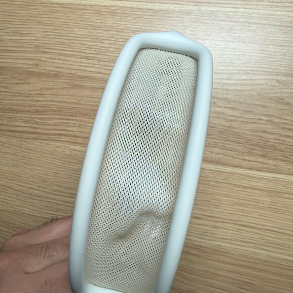 Apple AirPod Max - White with case - Picture 7 of 10